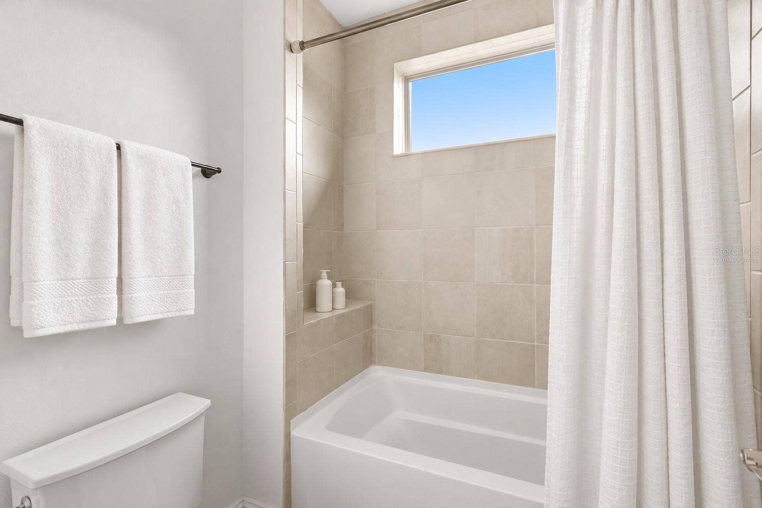5508 EMERSON POINTE WAY, Orlando, FL 32819 Virtually Staged
