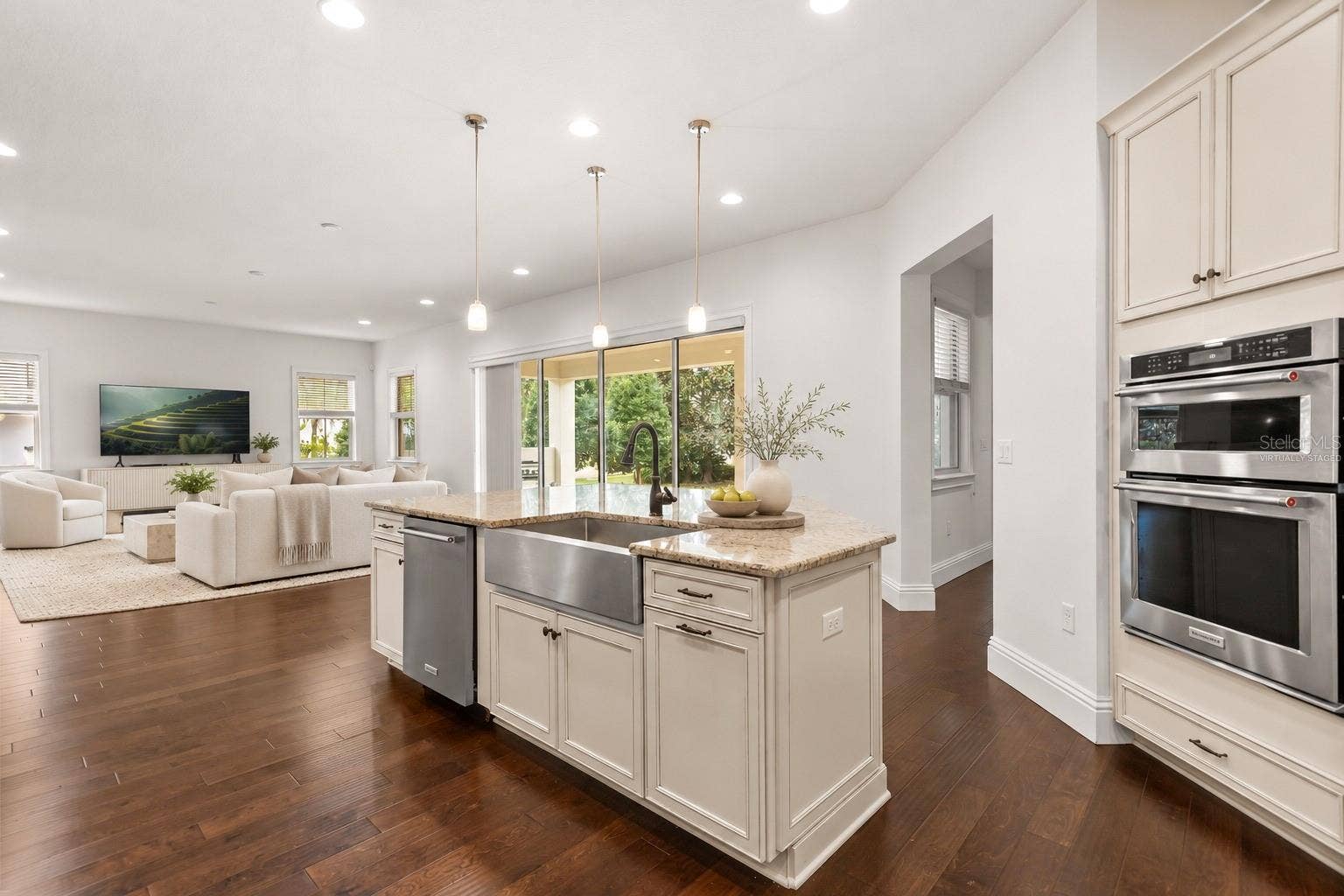 5508 EMERSON POINTE WAY, Orlando, FL 32819 Virtually Staged Kitchen/Great Room