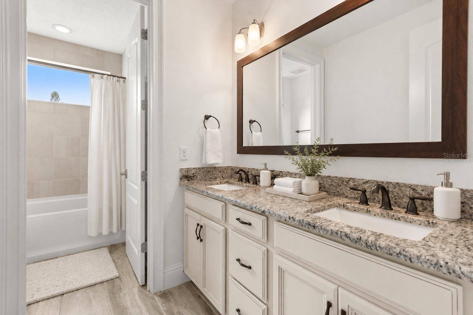 5508 EMERSON POINTE WAY, Orlando, FL 32819 Virtually Staged