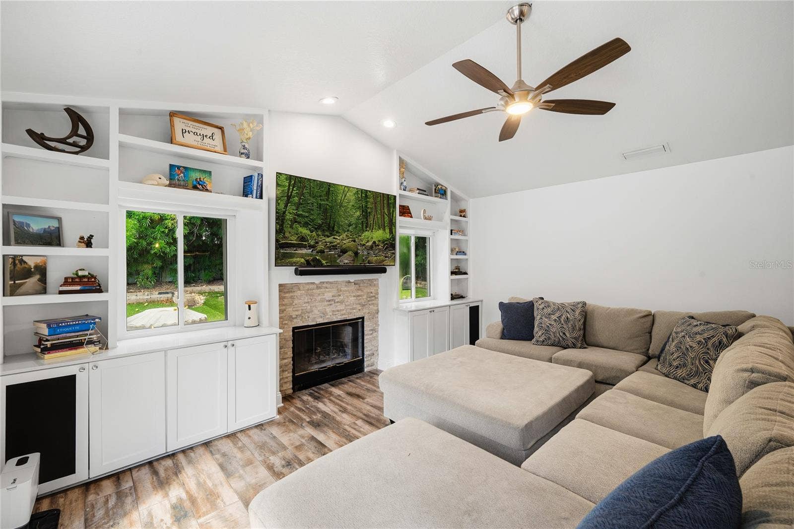 166 OAK VIEW CIRCLE, Lake Mary, FL 32746 166 OAK VIEW CIRCLE, Lake Mary, FL 32746