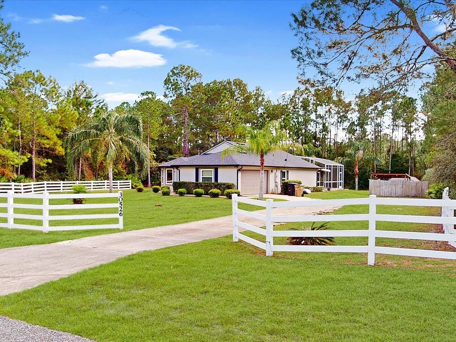Property photo for 30526 HAWTHORN AVENUE, Eustis, FL