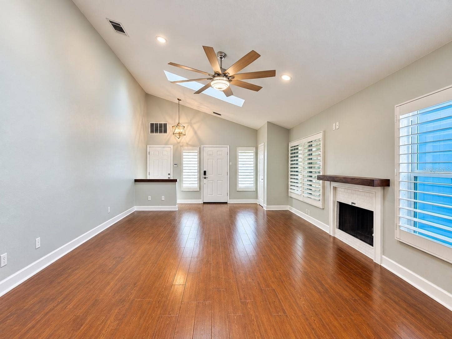 884 N LAKE STERLING COURT, Casselberry, FL 32707 884 N LAKE STERLING COURT, Casselberry, FL 32707