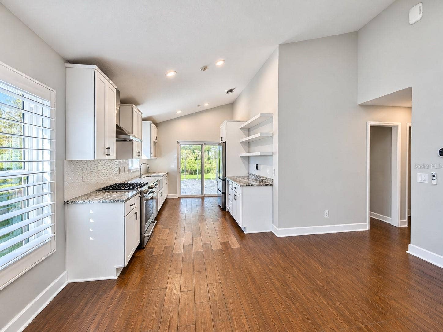 884 N LAKE STERLING COURT, Casselberry, FL 32707 884 N LAKE STERLING COURT, Casselberry, FL 32707