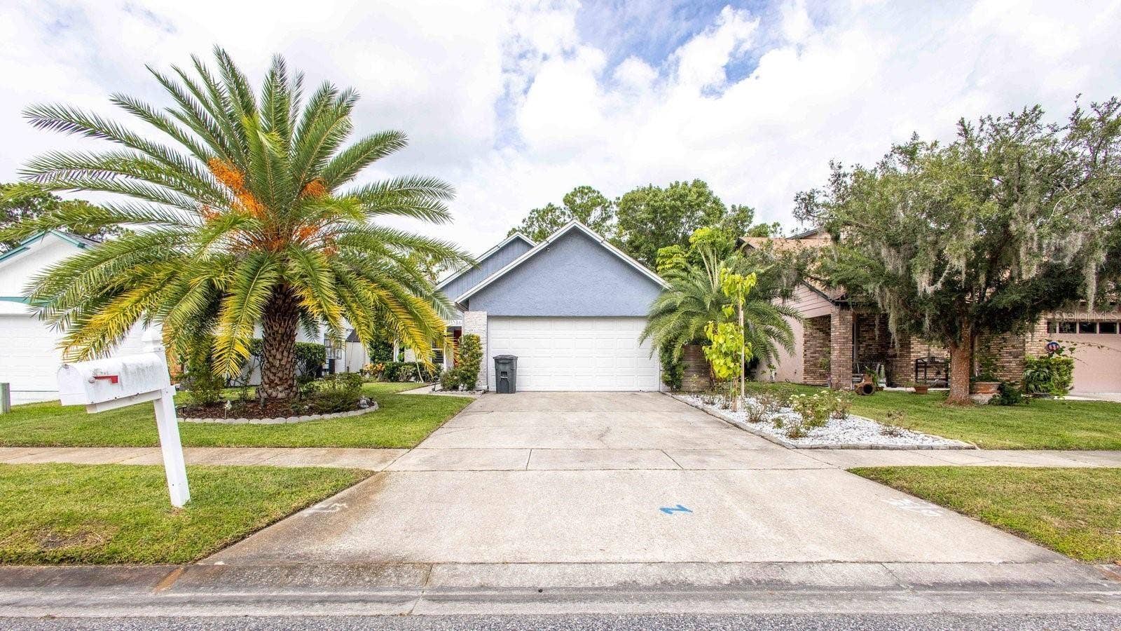 884 N LAKE STERLING COURT, Casselberry, FL 32707 884 N LAKE STERLING COURT, Casselberry, FL 32707