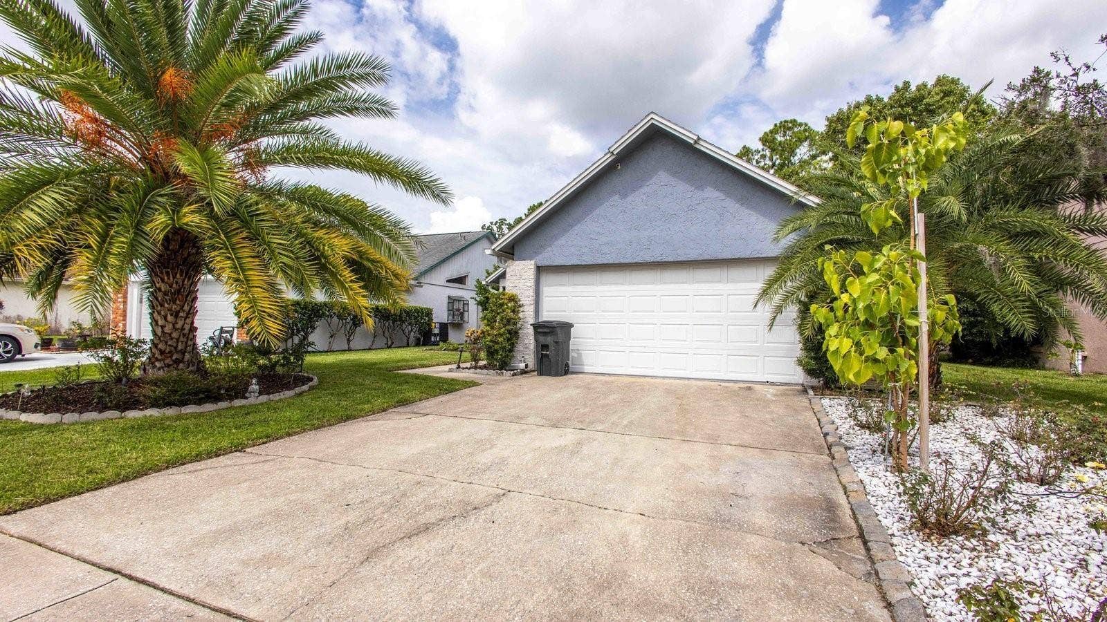 884 N LAKE STERLING COURT, Casselberry, FL 32707 884 N LAKE STERLING COURT, Casselberry, FL 32707