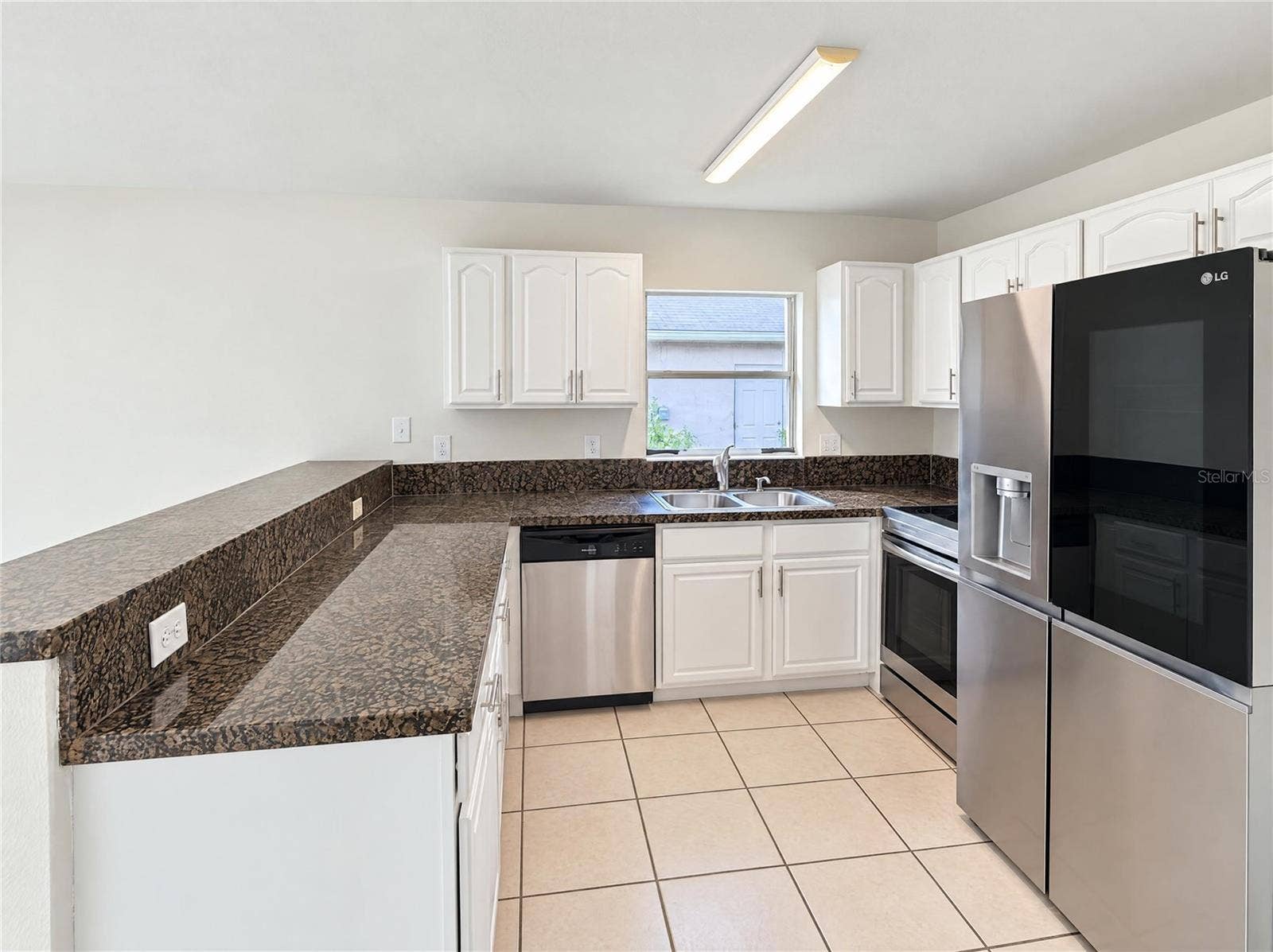 2949 ILLINOIS AVENUE, Lakeland, FL 33803 2949 ILLINOIS AVENUE, Lakeland, FL 33803