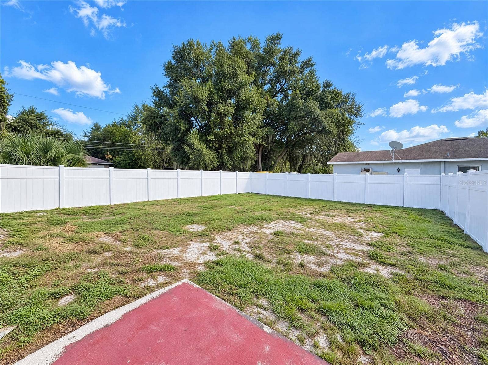 2949 ILLINOIS AVENUE, Lakeland, FL 33803 2949 ILLINOIS AVENUE, Lakeland, FL 33803