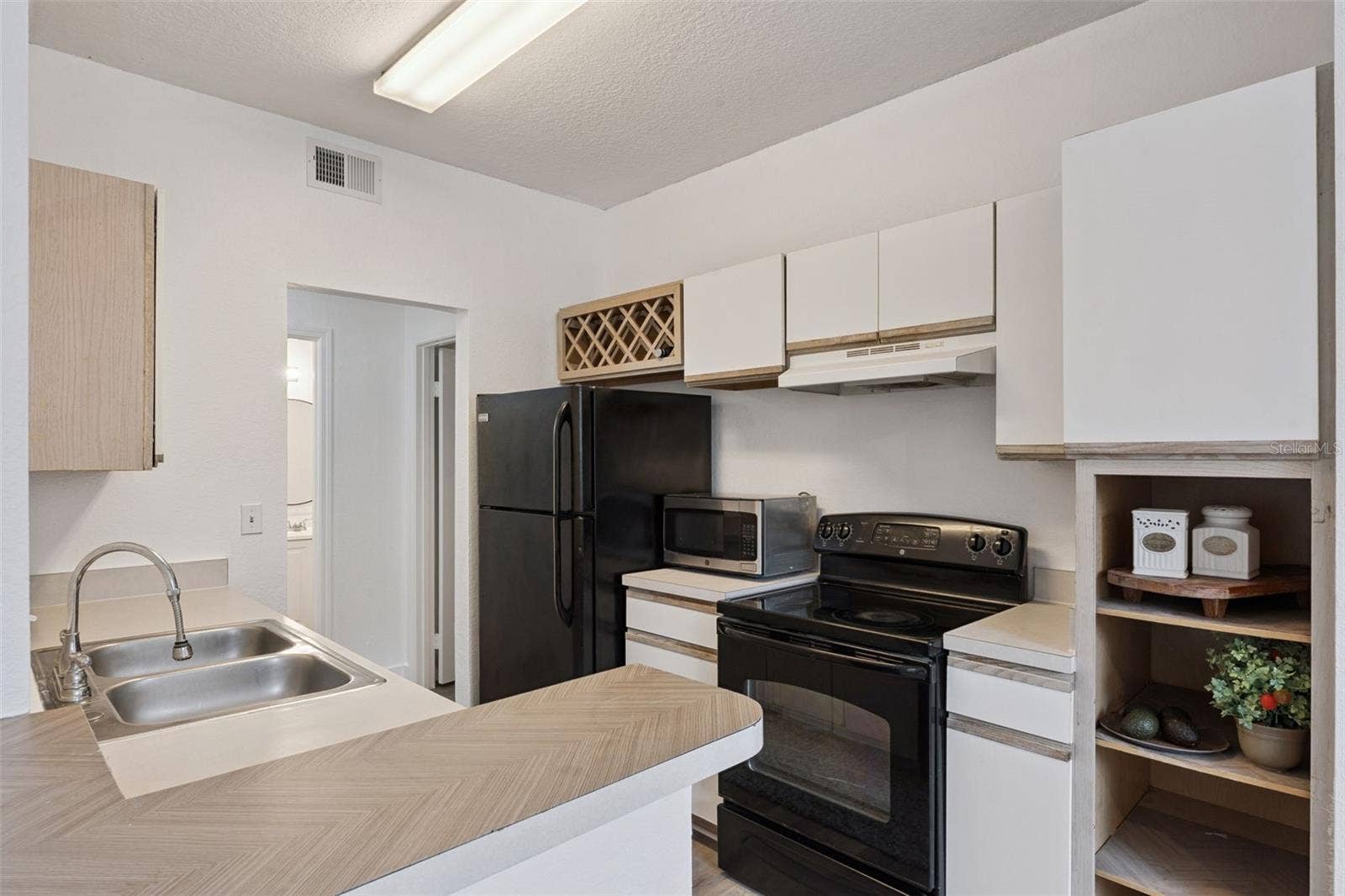 2558 ROBERT TRENT JONES DRIVE, #1435, Orlando, FL 32835 2558 ROBERT TRENT JONES DRIVE, #1435, Orlando, FL 32835