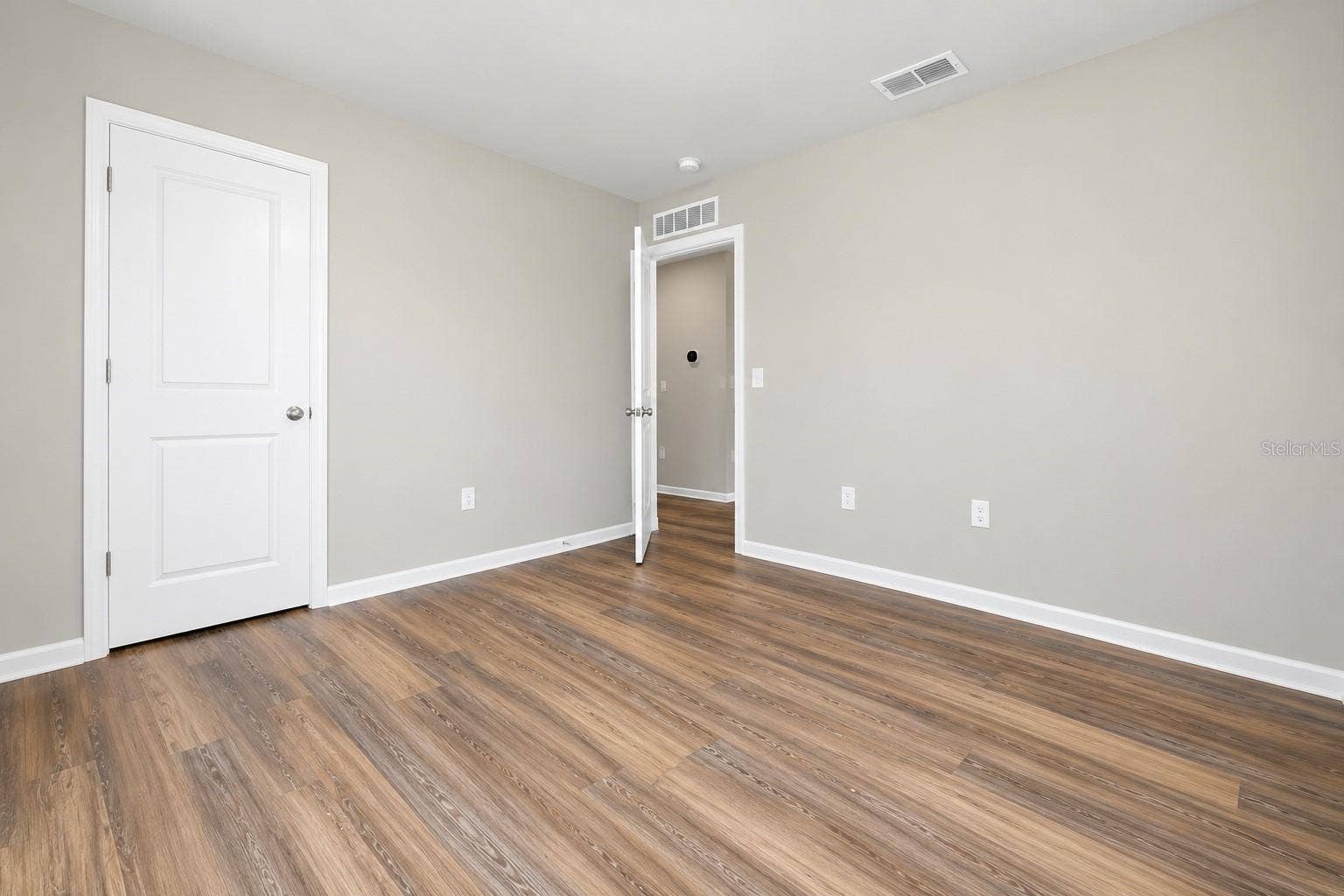 718 EAGLE LANDING BOULEVARD, Winter Haven, FL 33880 718 EAGLE LANDING BOULEVARD, Winter Haven, FL 33880