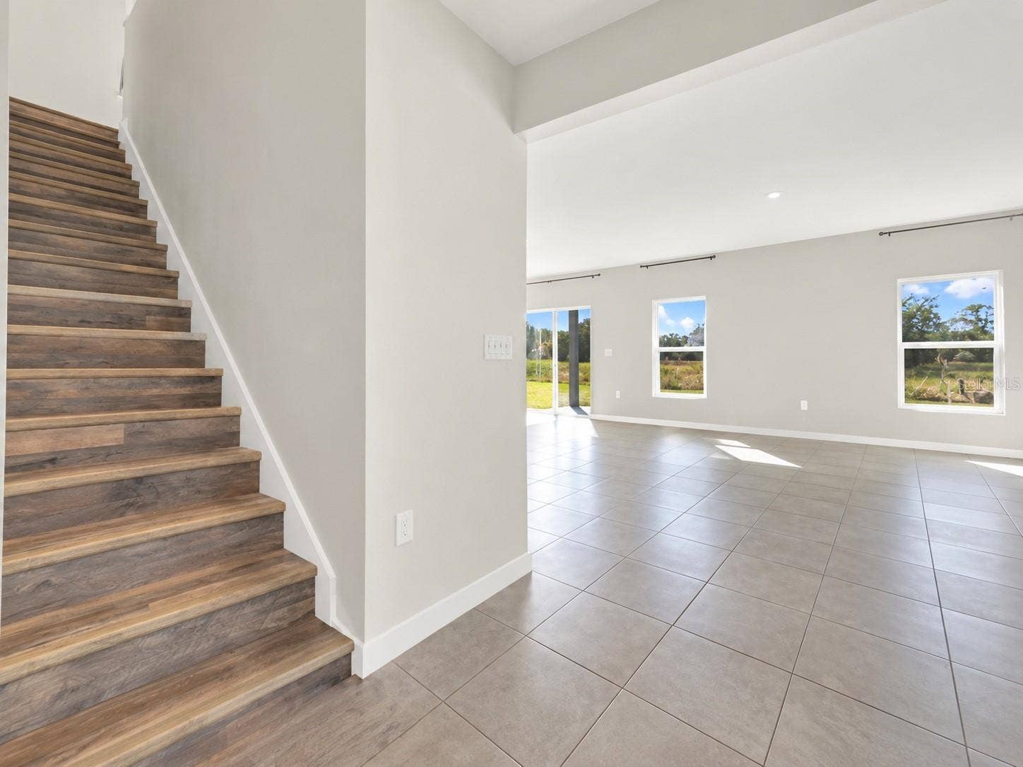 718 EAGLE LANDING BOULEVARD, Winter Haven, FL 33880 718 EAGLE LANDING BOULEVARD, Winter Haven, FL 33880