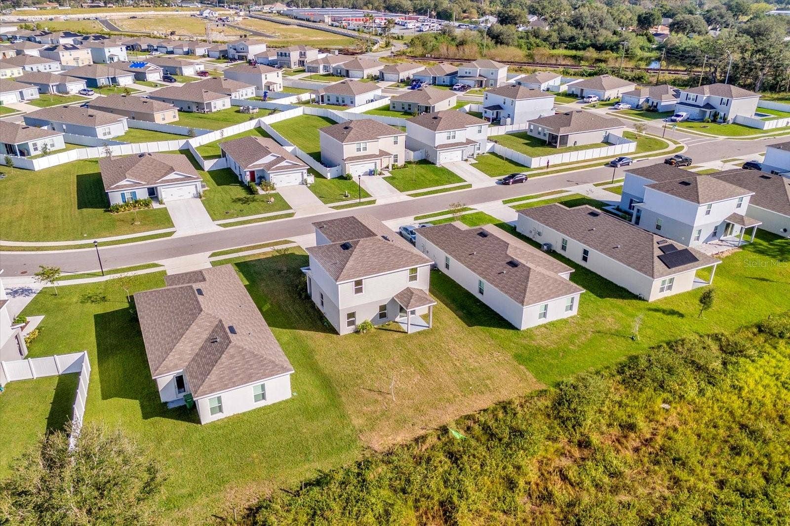718 EAGLE LANDING BOULEVARD, Winter Haven, FL 33880 718 EAGLE LANDING BOULEVARD, Winter Haven, FL 33880