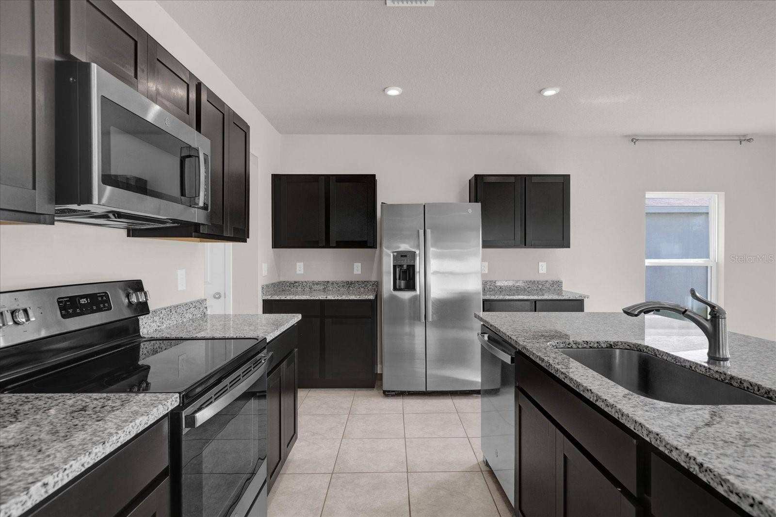 718 EAGLE LANDING BOULEVARD, Winter Haven, FL 33880 718 EAGLE LANDING BOULEVARD, Winter Haven, FL 33880