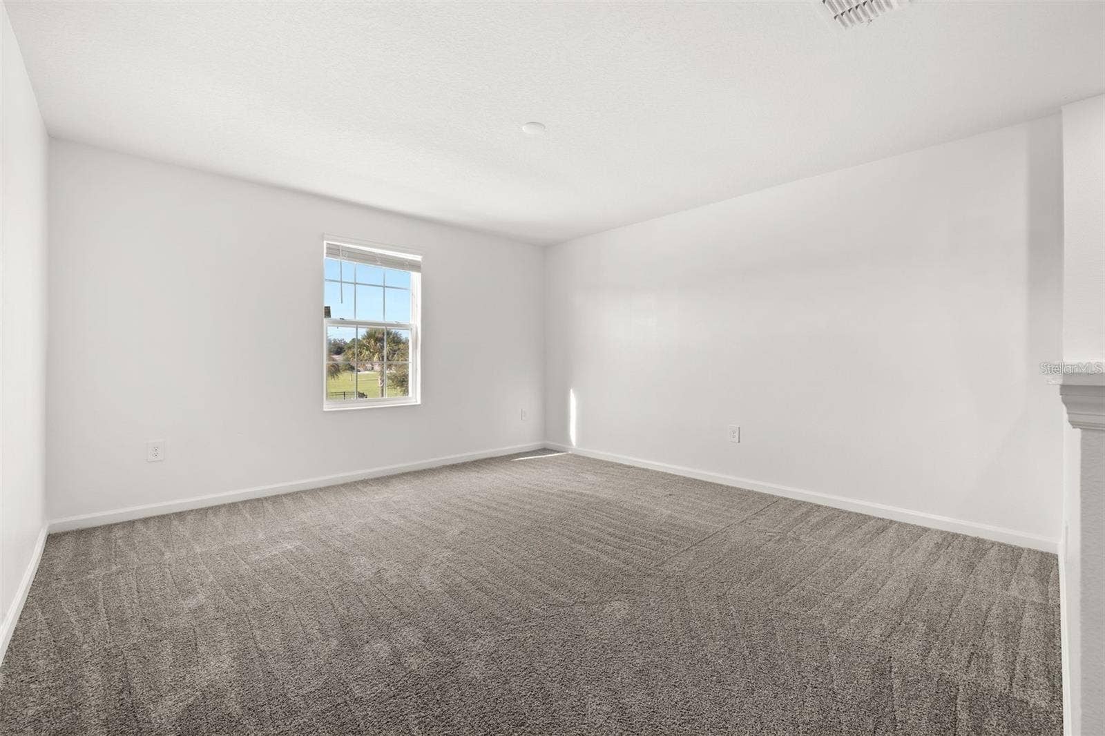 9404 REVERE AVENUE, Leesburg, FL 34788 9404 REVERE AVENUE, Leesburg, FL 34788