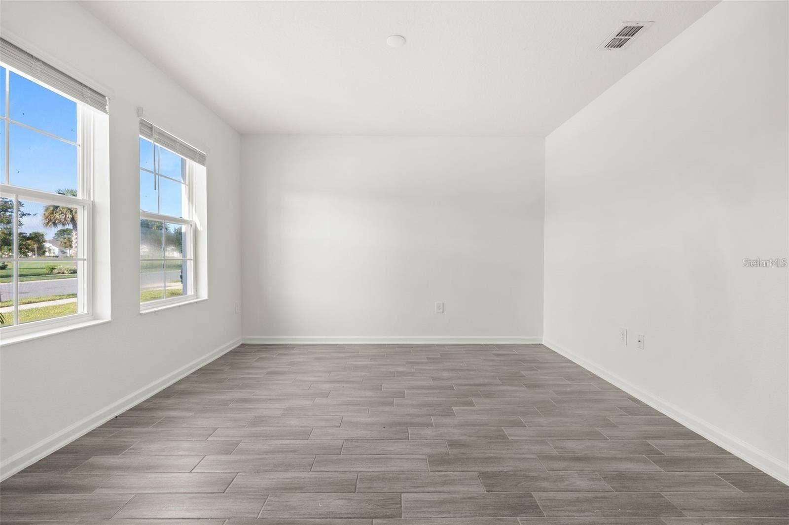 9404 REVERE AVENUE, Leesburg, FL 34788 9404 REVERE AVENUE, Leesburg, FL 34788