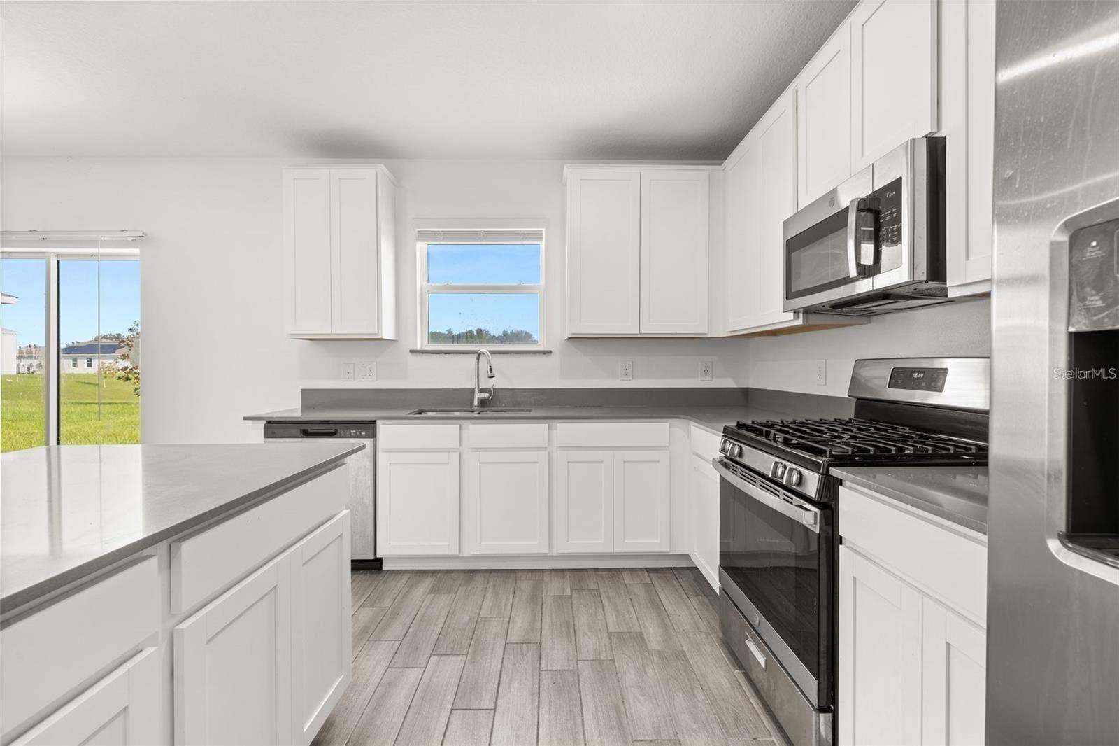 9404 REVERE AVENUE, Leesburg, FL 34788 9404 REVERE AVENUE, Leesburg, FL 34788