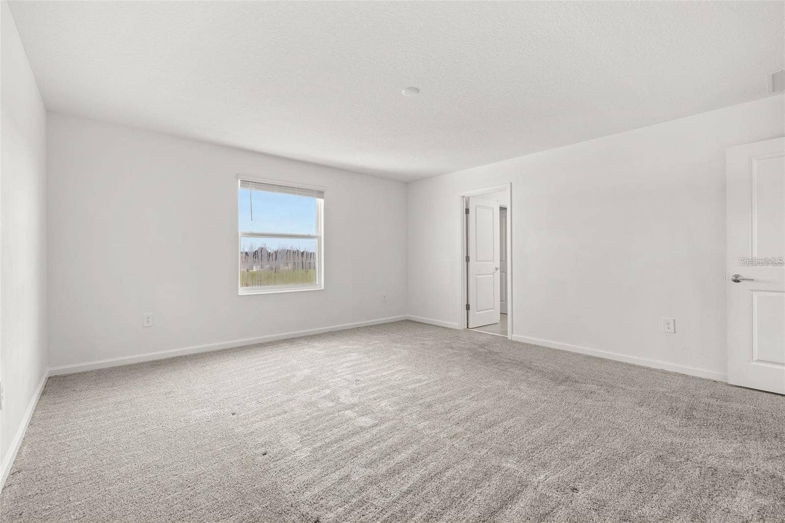 9404 REVERE AVENUE, Leesburg, FL 34788 9404 REVERE AVENUE, Leesburg, FL 34788