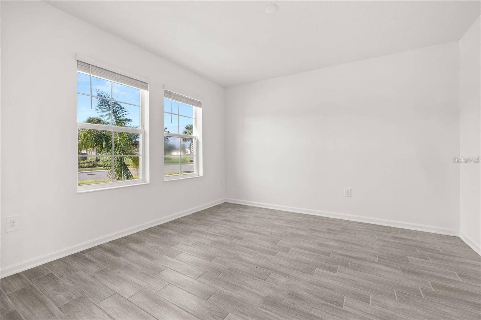 9404 REVERE AVENUE, Leesburg, FL 34788 9404 REVERE AVENUE, Leesburg, FL 34788