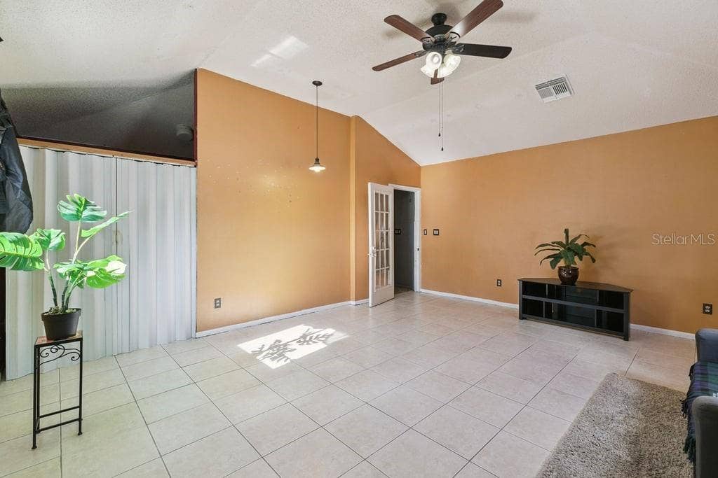 8509 LYONIA DRIVE, Orlando, FL 32829