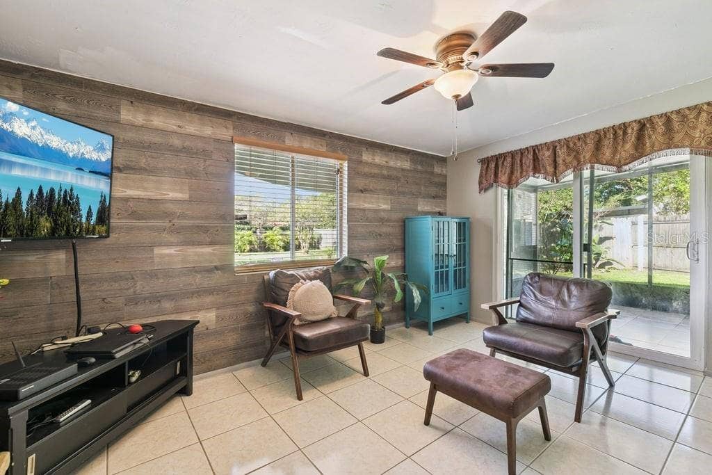 8509 LYONIA DRIVE, Orlando, FL 32829