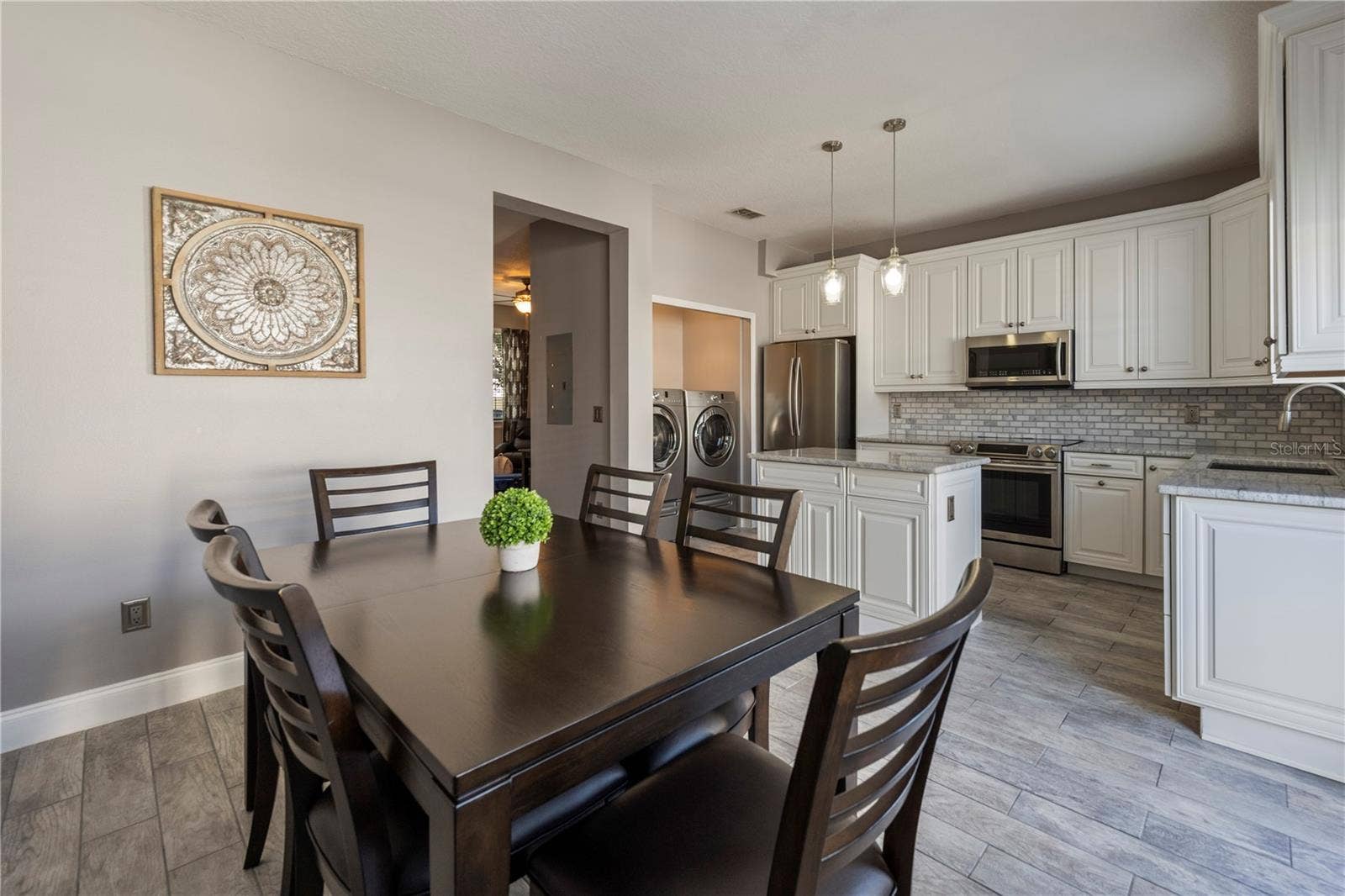 8516 DANFORTH DRIVE, Windermere, FL 34786 Kitchen with Dinette space