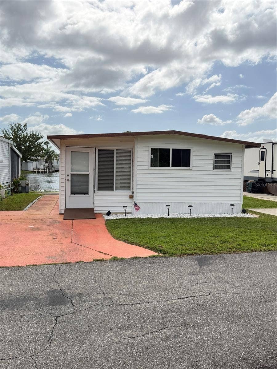 7 PINE DRIVE, Osteen, FL 32764 7 PINE DRIVE, Osteen, FL 32764