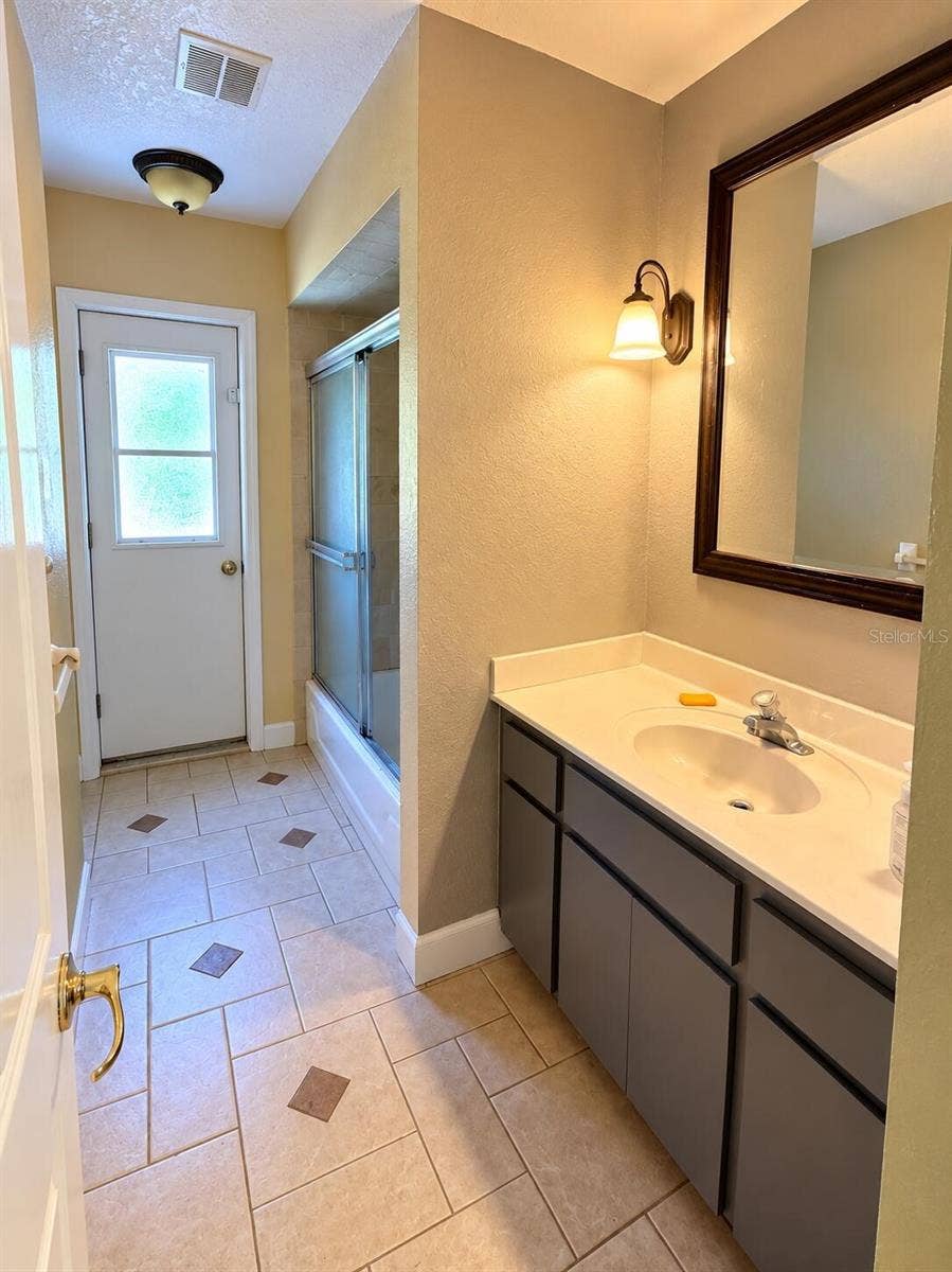 3231 CRITTENDON STREET, North Port, FL 34286