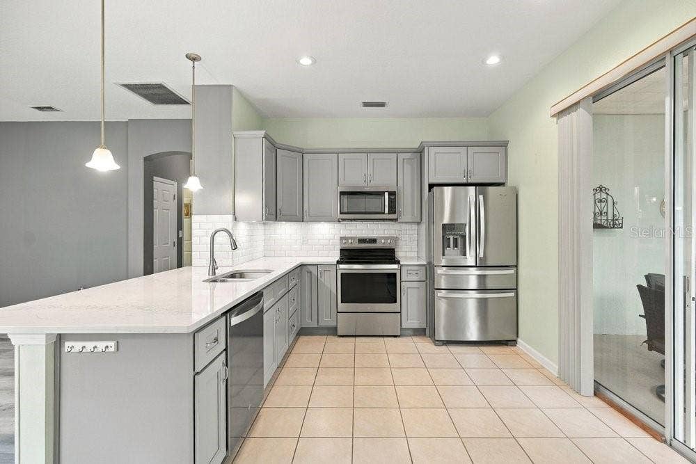 109 WETHERSFIELD CT, Deland, FL 32724 109 WETHERSFIELD CT, Deland, FL 32724