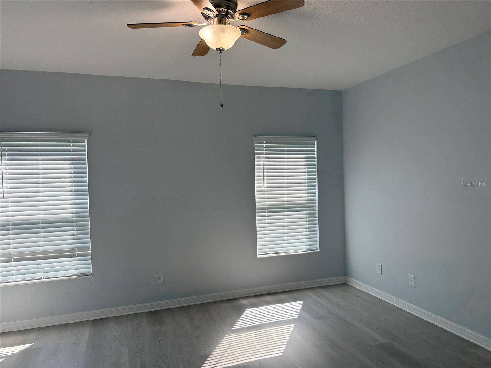 9511 OGLETHORPE DRIVE, Groveland, FL 34736 9511 OGLETHORPE DRIVE, Groveland, FL 34736