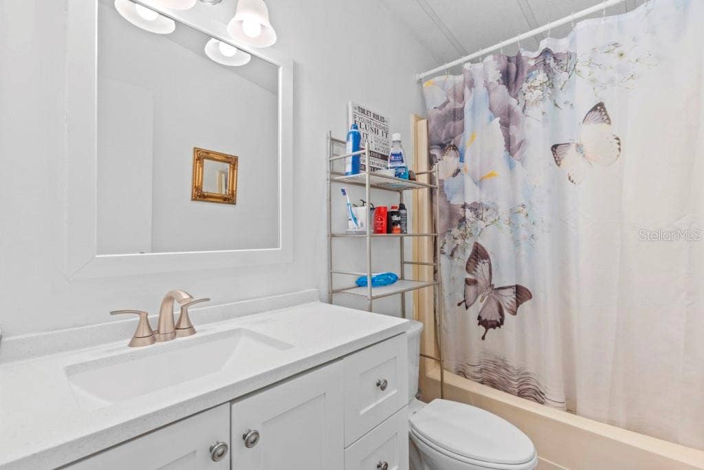 35057 MCCULLOUGHS LEAP, Zephyrhills, FL 33541 35057 MCCULLOUGHS LEAP, Zephyrhills, FL 33541