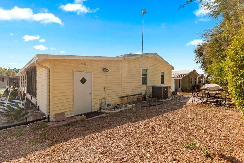 35057 MCCULLOUGHS LEAP, Zephyrhills, FL 33541 35057 MCCULLOUGHS LEAP, Zephyrhills, FL 33541