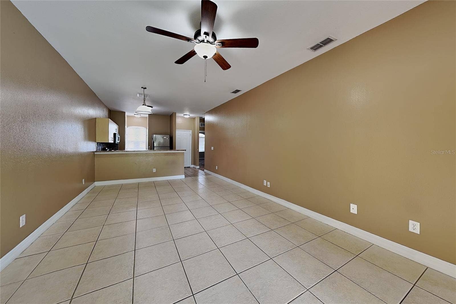 176 OCEAN BLUFF DRIVE, Poinciana, FL 34759 176 OCEAN BLUFF DRIVE, Poinciana, FL 34759