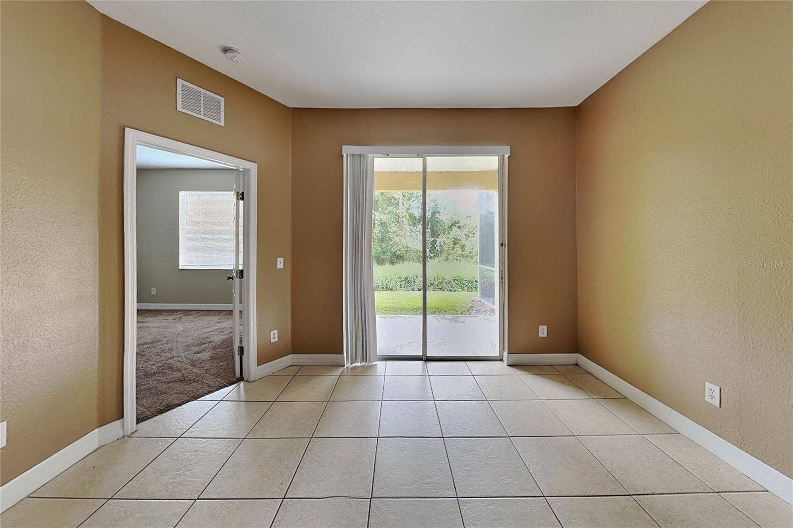 176 OCEAN BLUFF DRIVE, Poinciana, FL 34759 176 OCEAN BLUFF DRIVE, Poinciana, FL 34759
