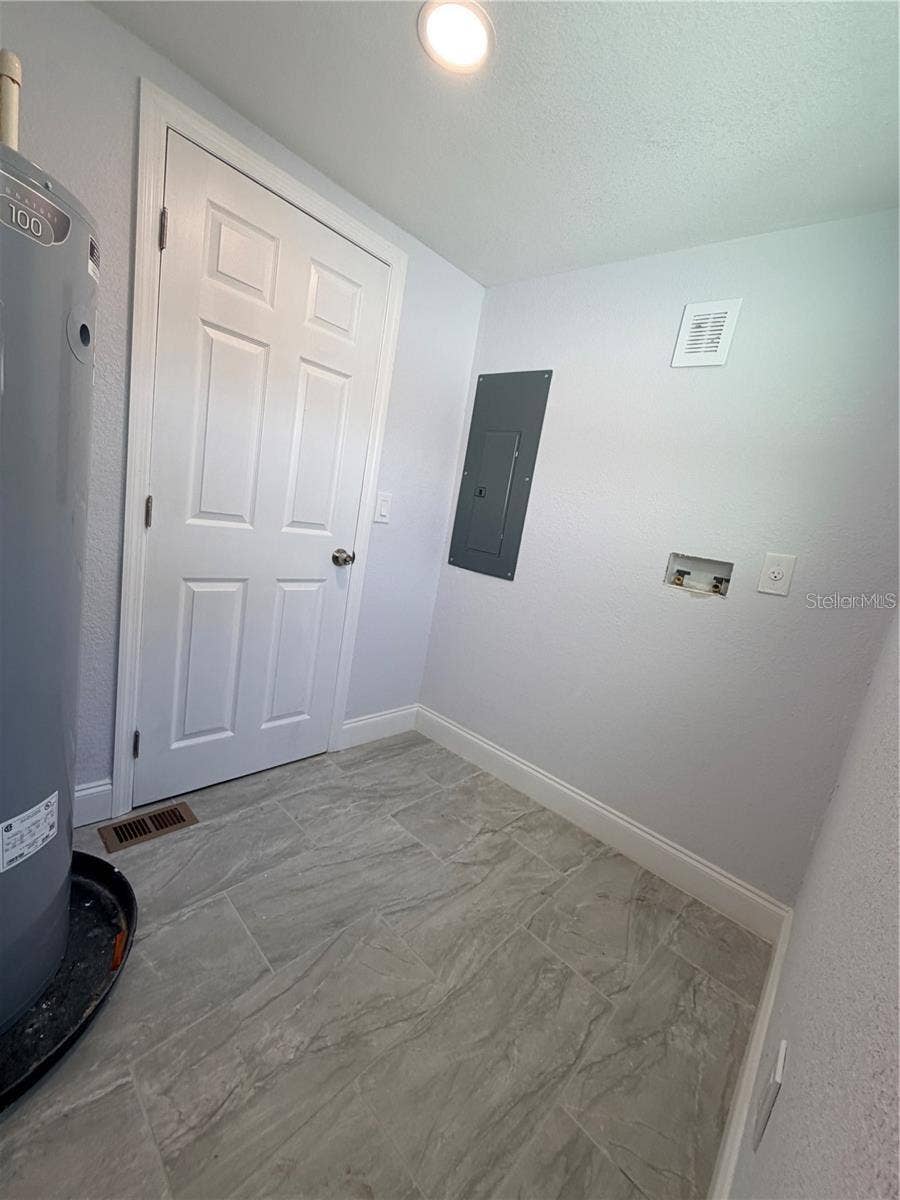 8508 N ROME AVENUE, Tampa, FL 33604 8508 N ROME AVENUE, Tampa, FL 33604