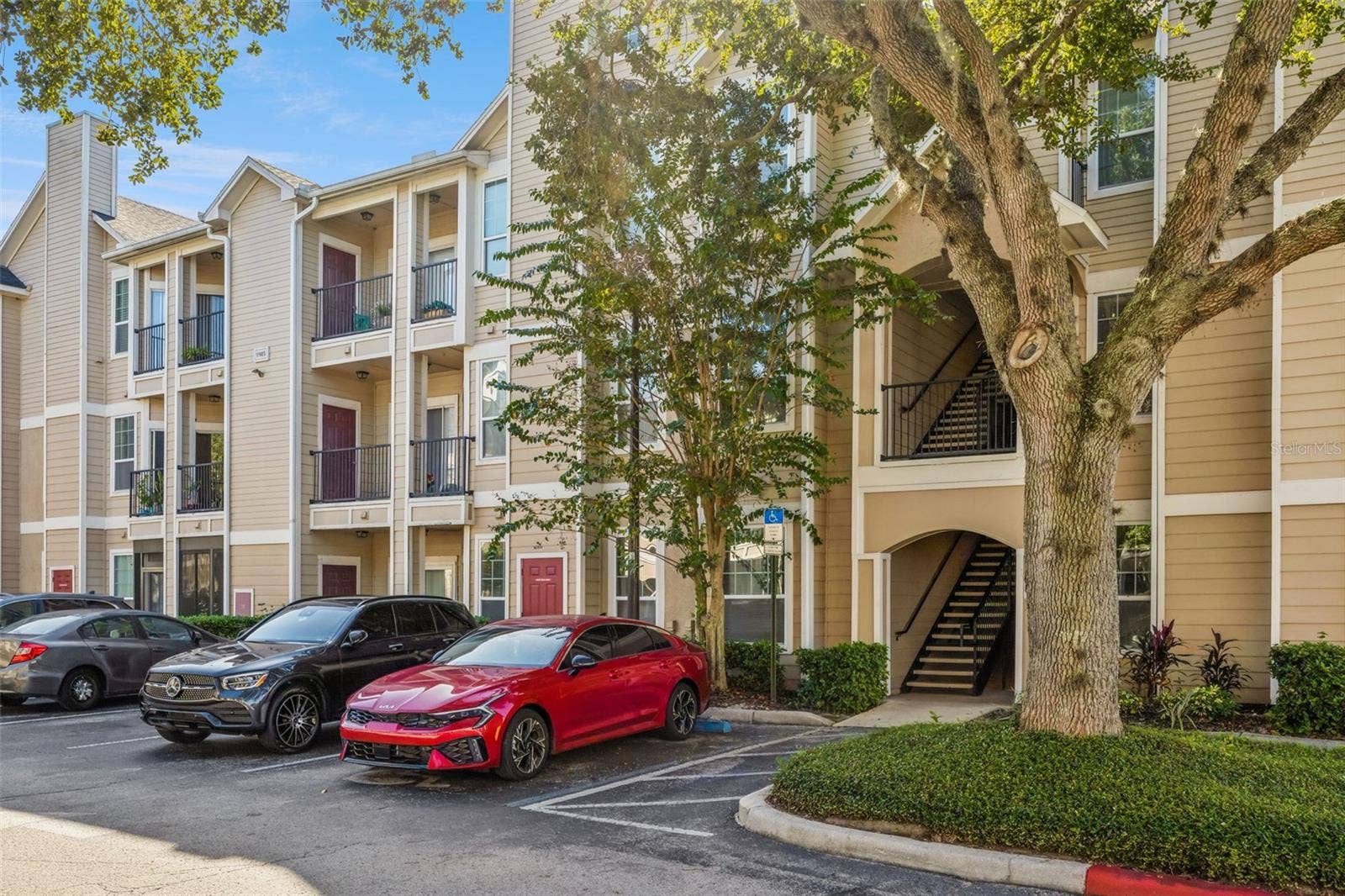 1985 ERVING CIRCLE, #202, Ocoee, FL 34761