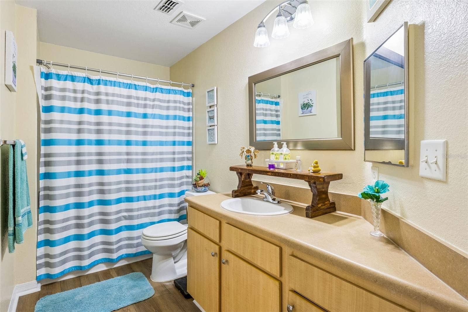 1985 ERVING CIRCLE, #202, Ocoee, FL 34761