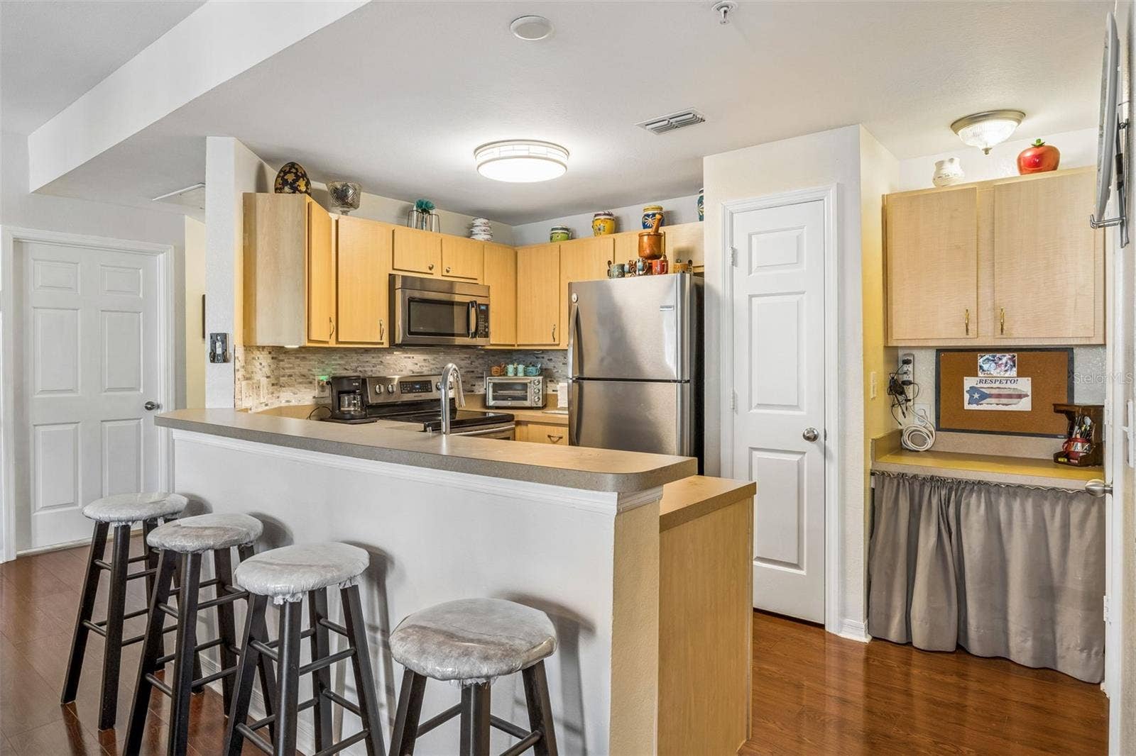 1985 ERVING CIRCLE, #202, Ocoee, FL 34761