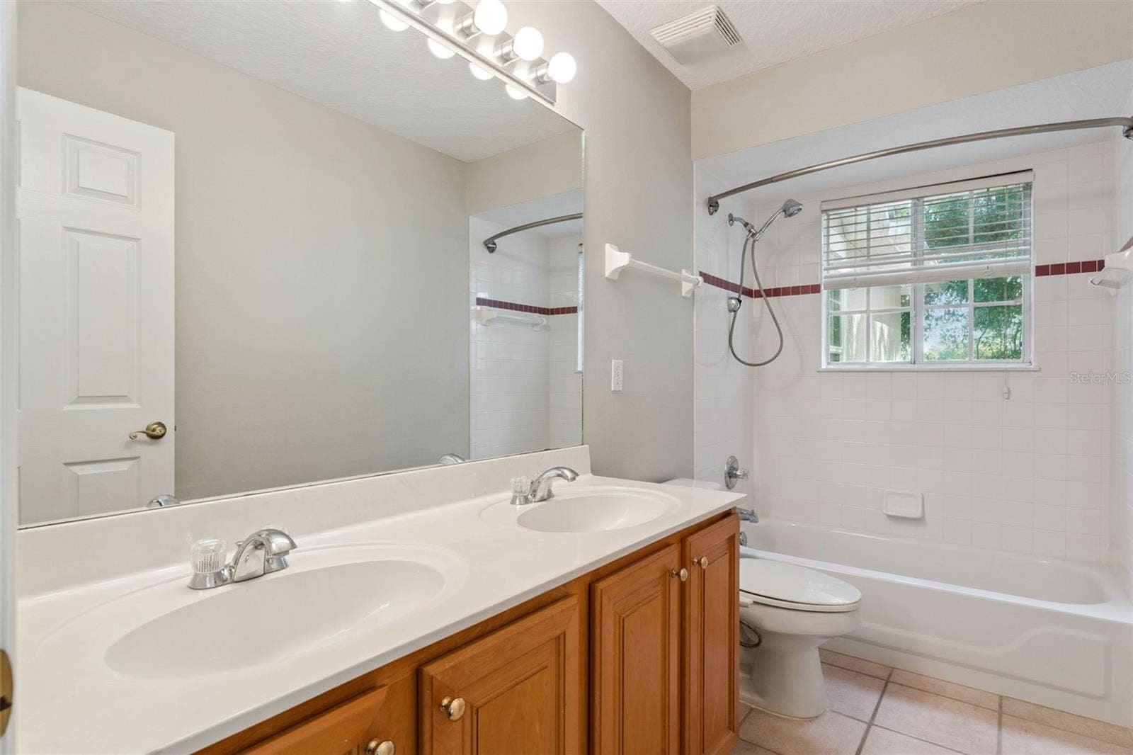 10142 CANOPY TREE COURT, Orlando, FL 32836