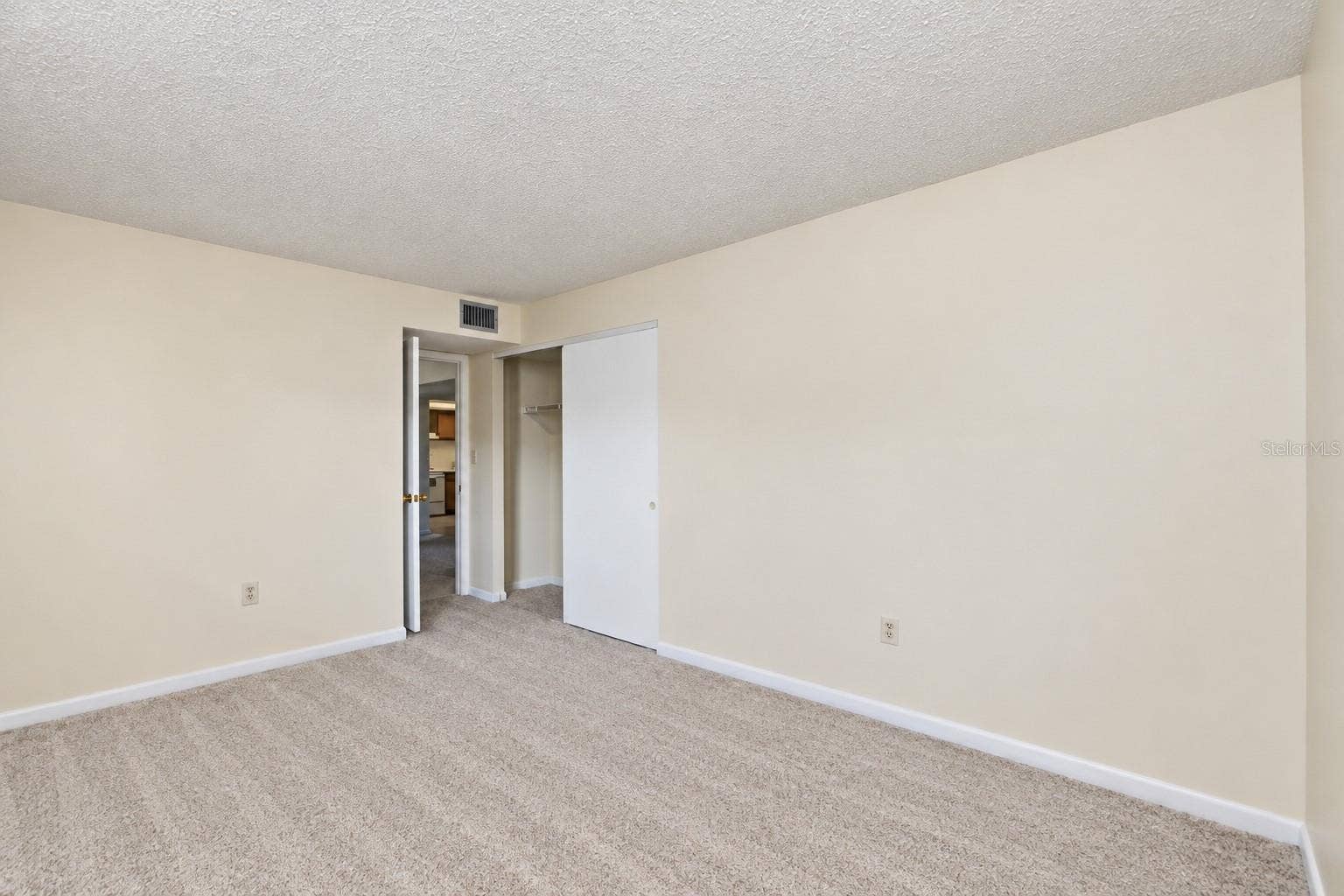1130 N LAKE PARKER AVENUE, #C322, Lakeland, FL 33805 1130 N LAKE PARKER AVENUE, #C322, Lakeland, FL 33805