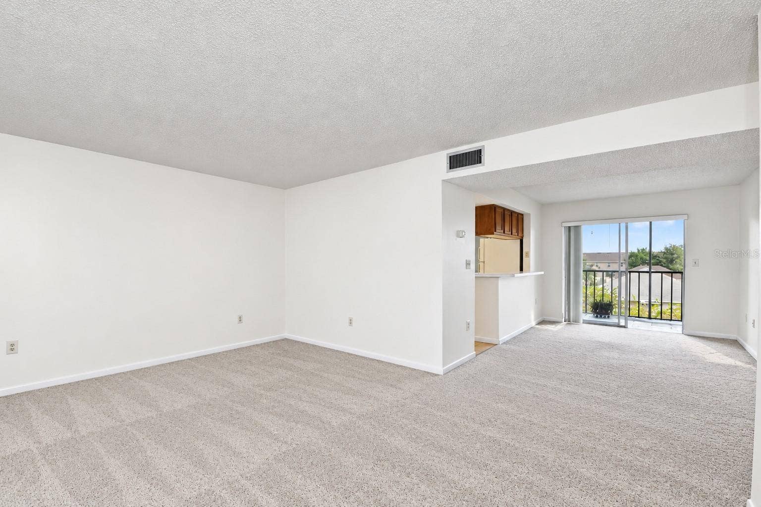 1130 N LAKE PARKER AVENUE, #C322, Lakeland, FL 33805 1130 N LAKE PARKER AVENUE, #C322, Lakeland, FL 33805