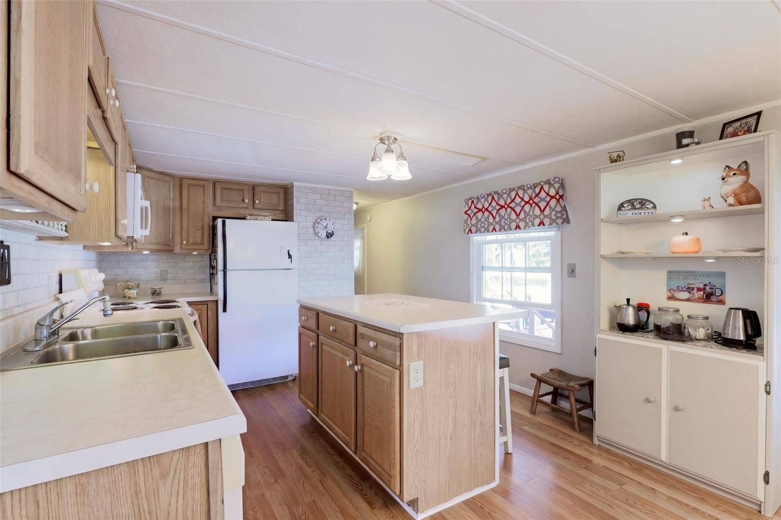 914 BLUE HERON BOULEVARD, Osteen, FL 32764 914 BLUE HERON BOULEVARD, Osteen, FL 32764