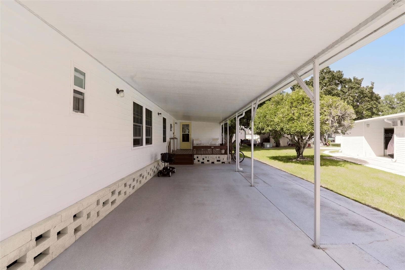 914 BLUE HERON BOULEVARD, Osteen, FL 32764 914 BLUE HERON BOULEVARD, Osteen, FL 32764