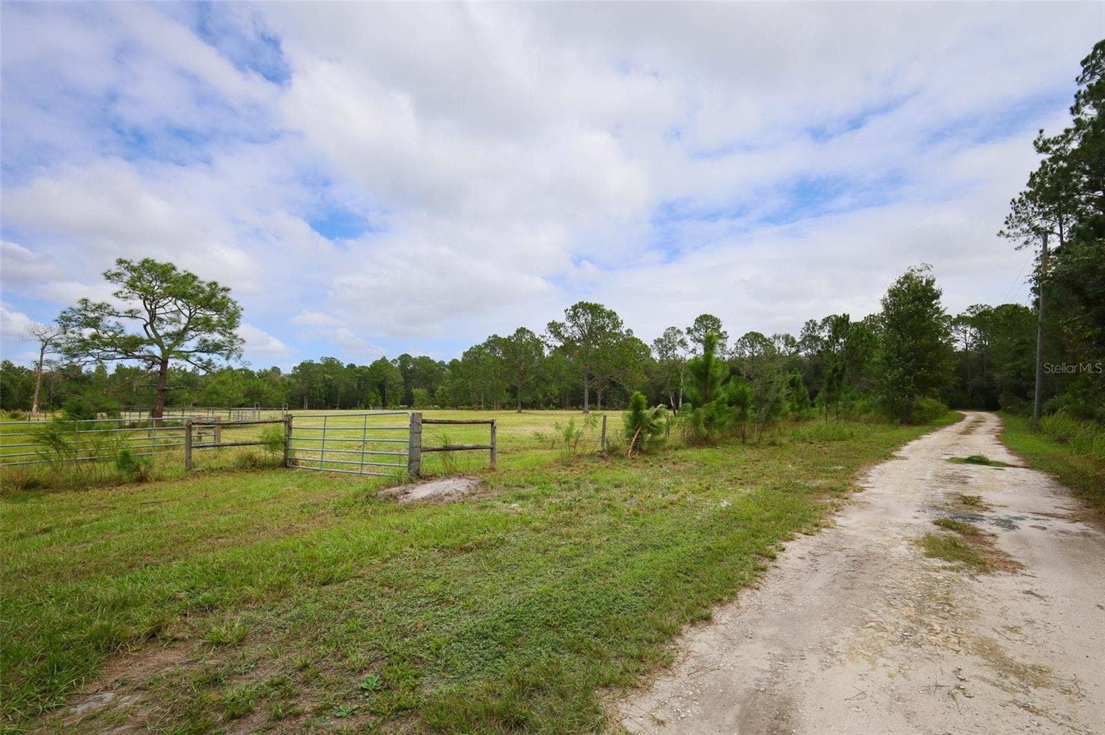 OIL WELL ROAD, Clermont, FL 34714 Entry