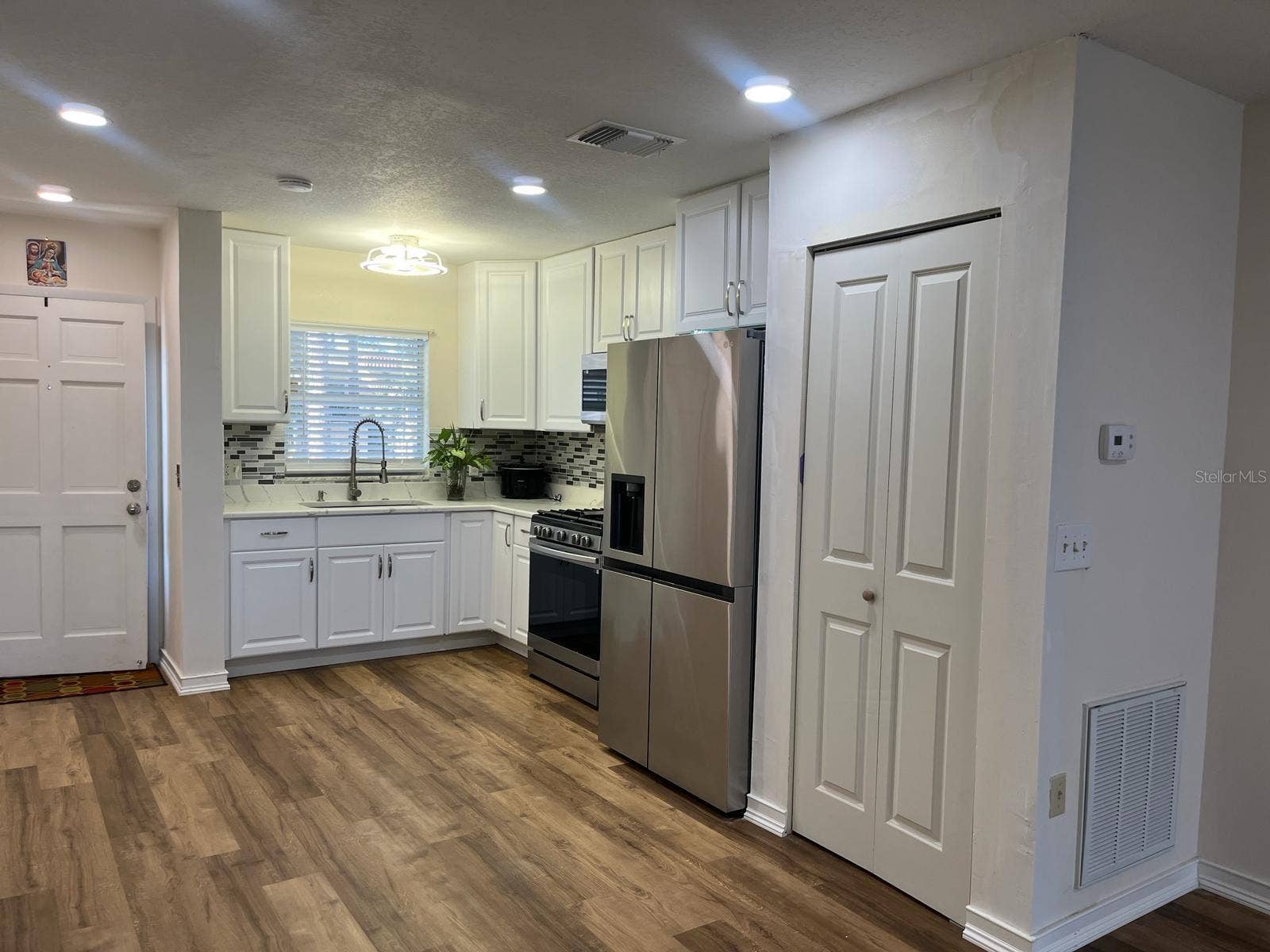 100 EL CAMINO DRIVE, #208, Winter Haven, FL 33884 100 EL CAMINO DRIVE, #208, Winter Haven, FL 33884