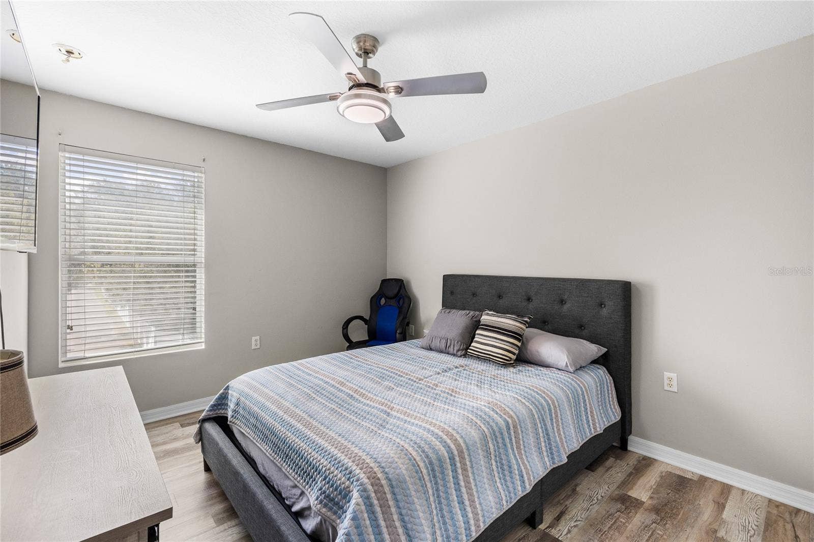 2424 VICTORIA FALLS DRIVE, Orlando, FL 32824 2424 VICTORIA FALLS DRIVE, Orlando, FL 32824