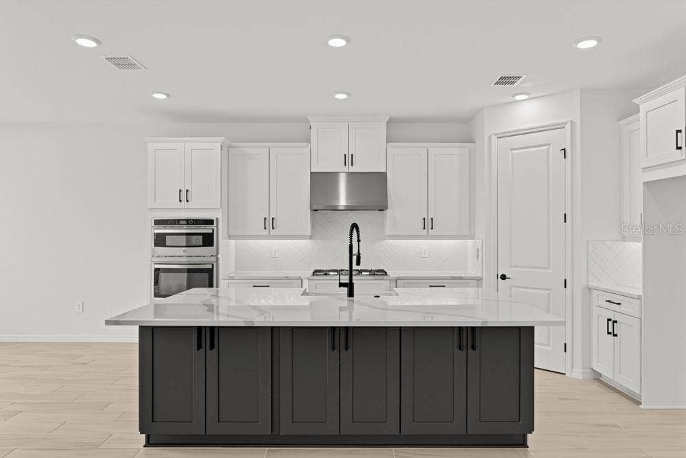 11390 BOURBON ROSE CIRCLE, Winter Garden, FL 34787 11390 Bourbon Rose Circle ~ Ready Now