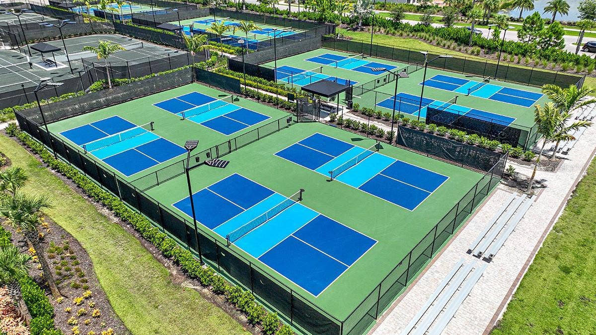 11390 BOURBON ROSE CIRCLE, Winter Garden, FL 34787 Esplanade at McKinnon Groves Community ~ Proposed Amenity