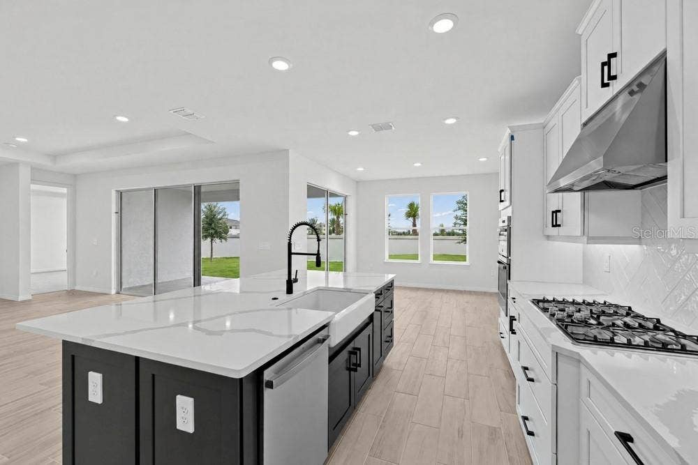 11390 BOURBON ROSE CIRCLE, Winter Garden, FL 34787 11390 Bourbon Rose Circle ~ Ready Now