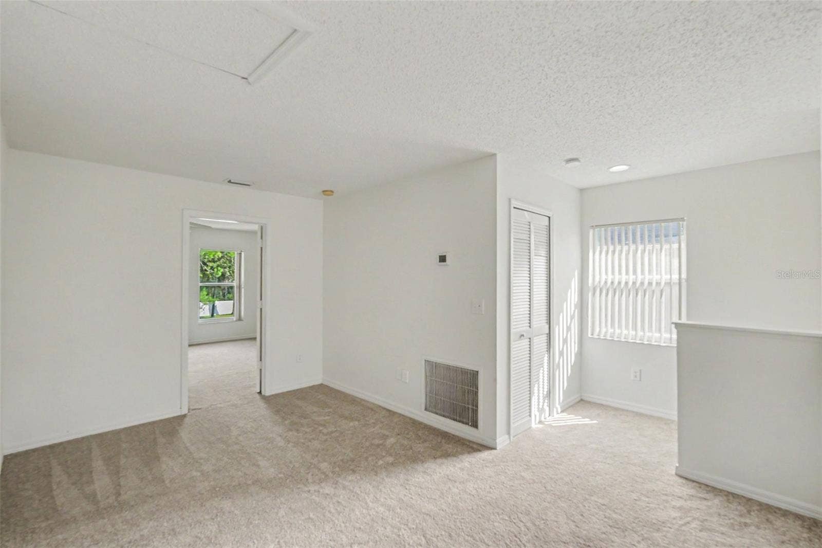 8419 EDGEWATER PLACE BOULEVARD, Tampa, FL 33615