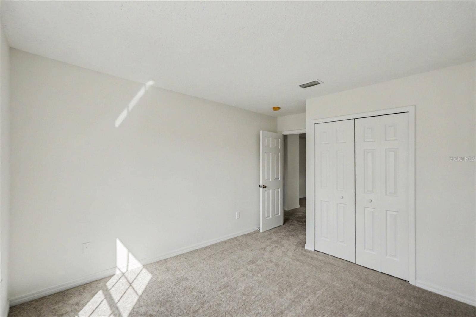 8419 EDGEWATER PLACE BOULEVARD, Tampa, FL 33615