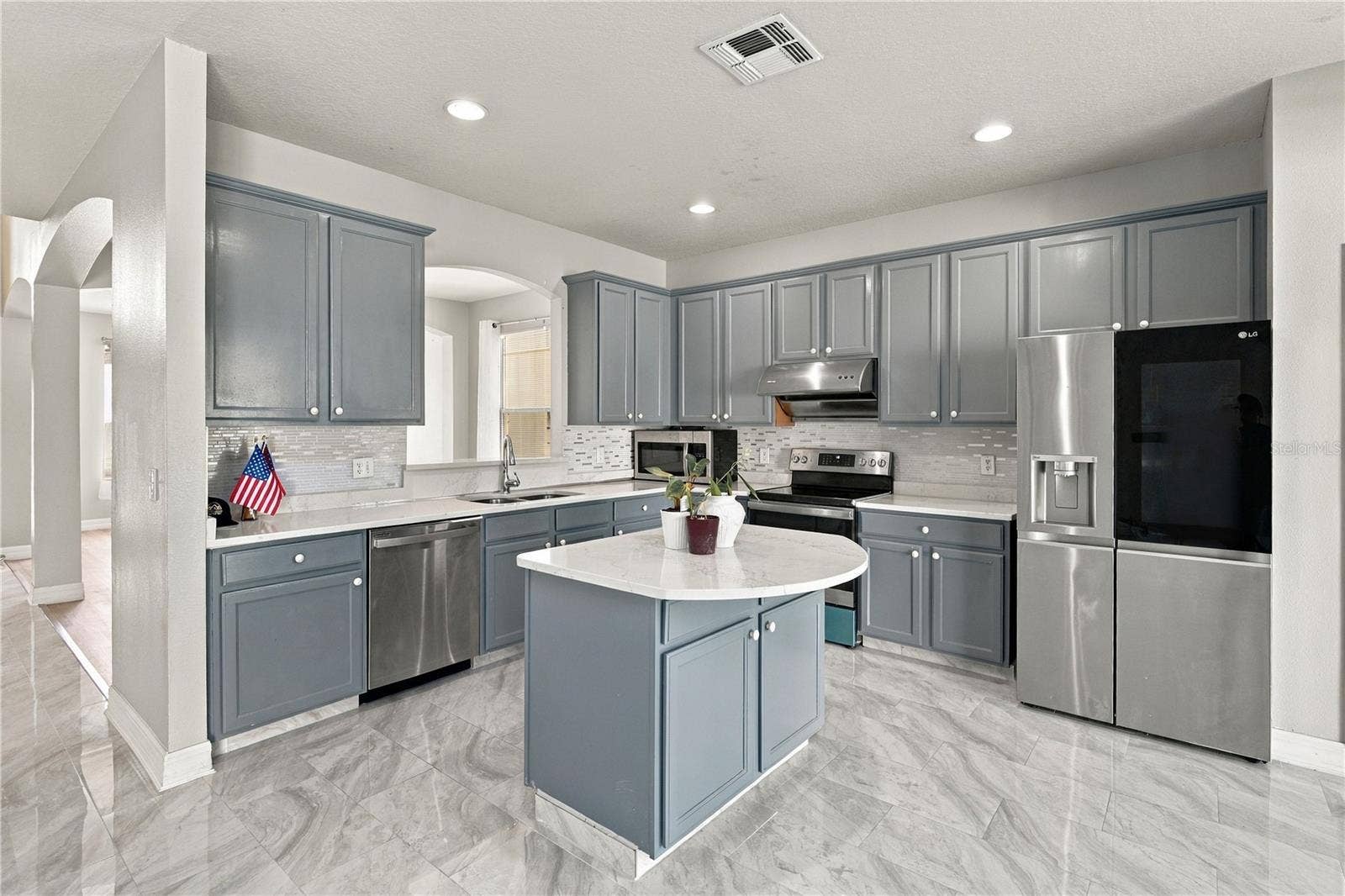 13538 HIDDEN FOREST CIRCLE, Orlando, FL 32828 13538 HIDDEN FOREST CIRCLE, Orlando, FL 32828